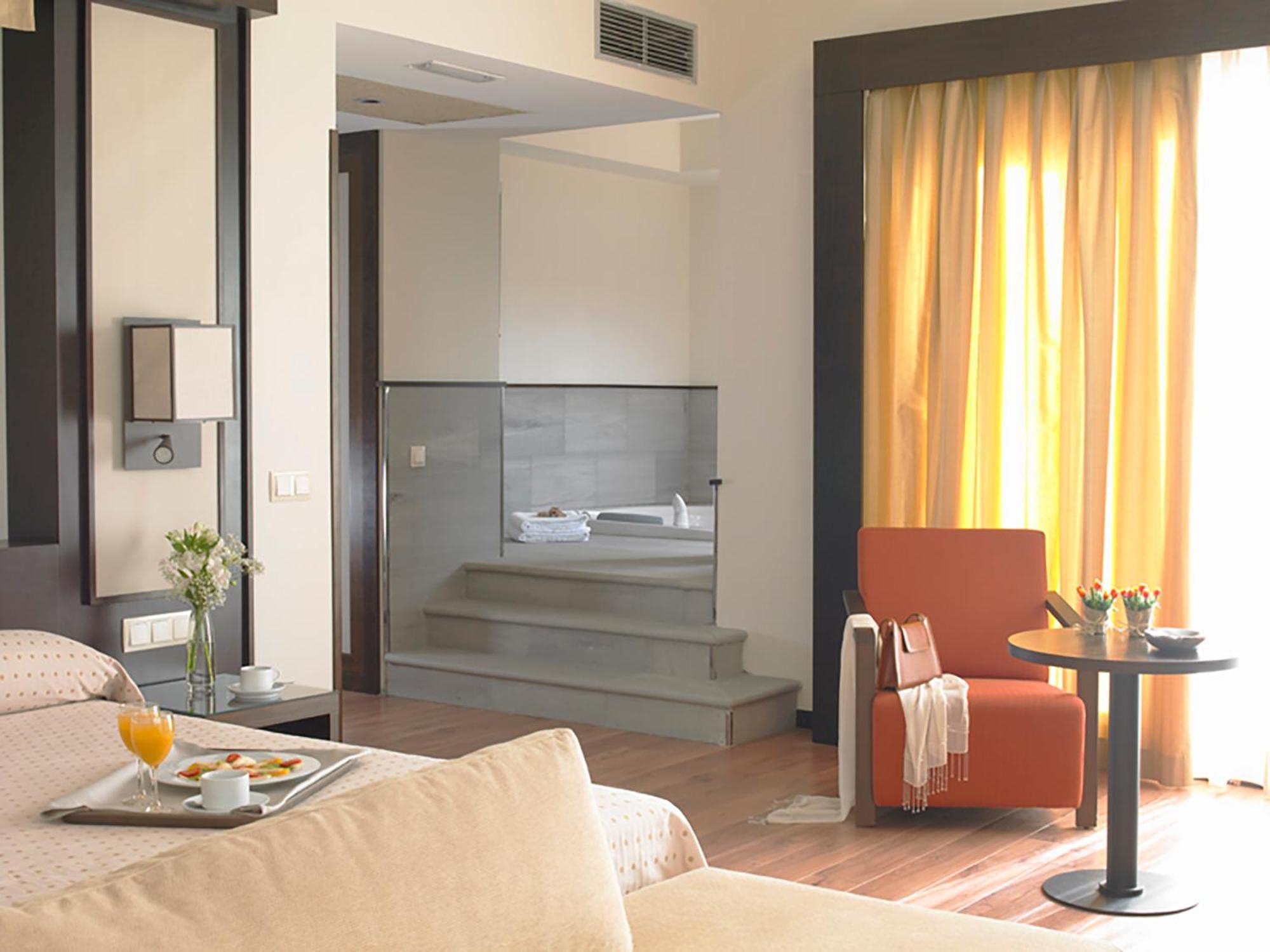 Hotel Isla De La Garena Alcalá de Henares Quarto foto