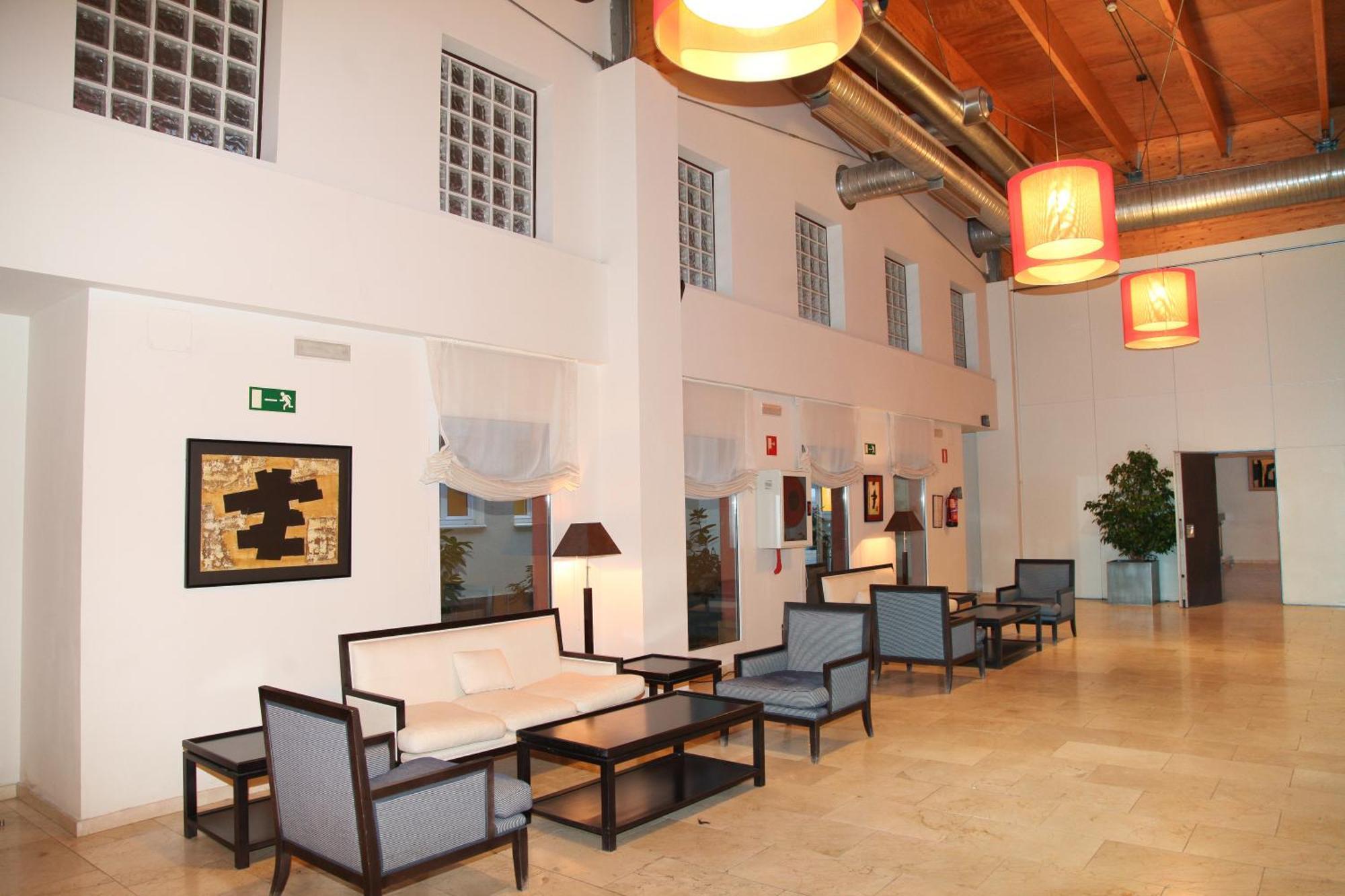 Hotel Isla De La Garena Alcalá de Henares Exterior foto